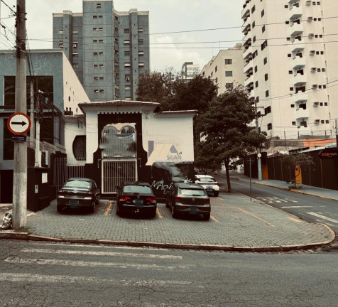 Imóvel com 5 Quartos à Venda, 264 m² em Cambuí - Campinas