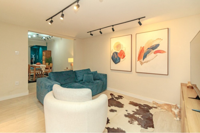 Imagem Apartamento com 2 Quartos à Venda, 120 m² em Cidade Baixa - Porto Alegre Imagem Apartamento com 2 Quartos à Venda, 120 m² em Cidade Baixa - Porto Alegre