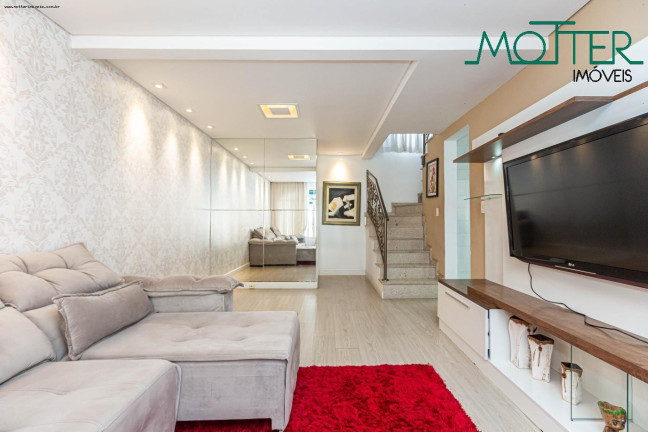 Imagem Casa com 3 Quartos à Venda, 88 m² em Santa Quitéria - Curitiba Imagem Casa com 3 Quartos à Venda, 88 m² em Santa Quitéria - Curitiba