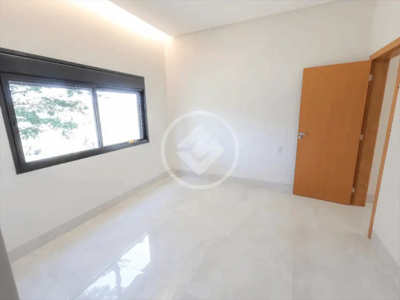 Imagem Casa com 5 Quartos à Venda, 302 m² em Condomínio Do Lago - Goiânia Imagem Casa com 5 Quartos à Venda, 302 m² em Condomínio Do Lago - Goiânia