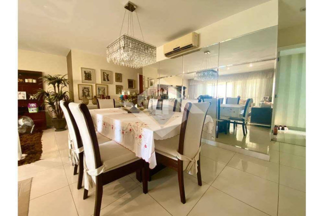 Imagem Apartamento com 4 Quartos à Venda, 233 m² em Barra Da Tijuca - Rio De Janeiro