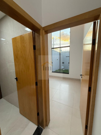 Imagem Casa com 3 Quartos à Venda, 130 m² em Jardim Fonte Nova - Goiânia
