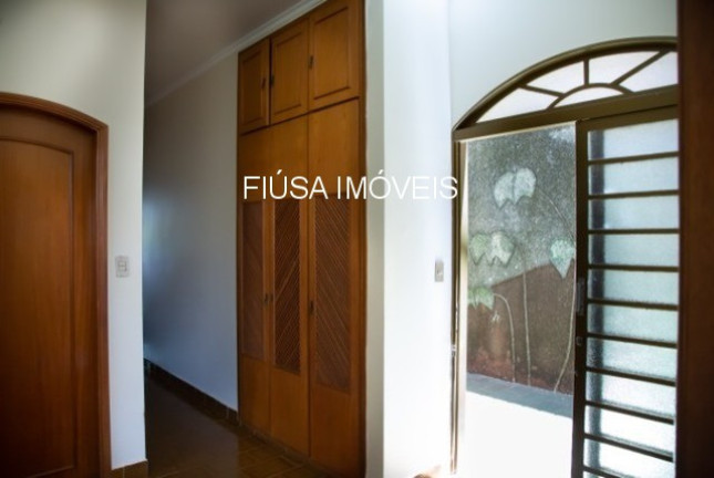 Imagem Casa com 4 Quartos à Venda,  em Jardim Paulistano - Ribeirão Preto