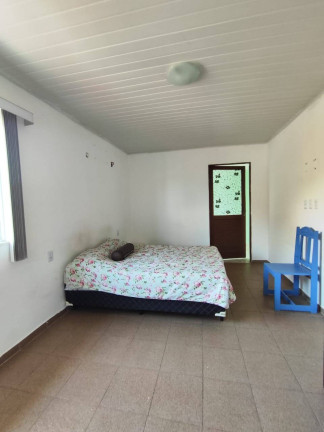 Imagem Casa com 5 Quartos à Venda, 240 m² em Salvador Imagem Casa com 5 Quartos à Venda, 240 m² em Salvador