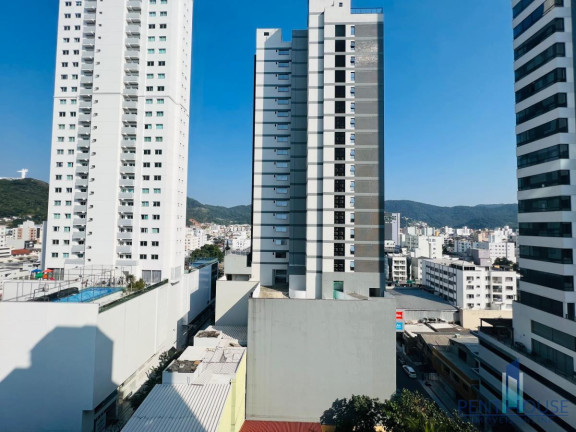 Imagem Apartamento com 2 Quartos à Venda, 93 m² em Centro - Balneário Camboriú