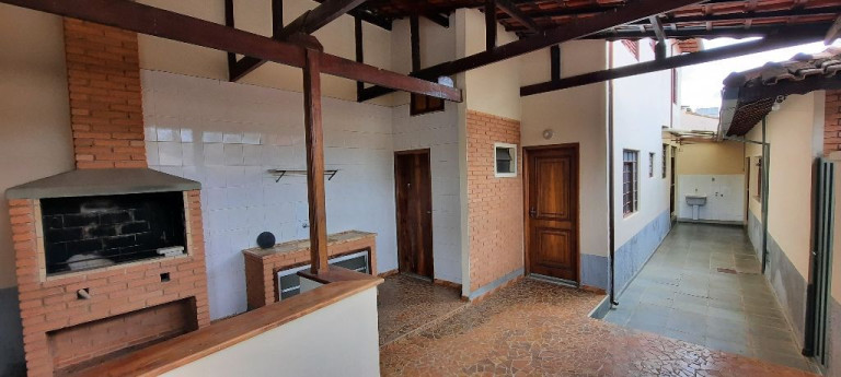 Imagem Casa com 5 Quartos à Venda, 342 m² em Santa Angela - Poços De Caldas Imagem Casa com 5 Quartos à Venda, 342 m² em Santa Angela - Poços De Caldas