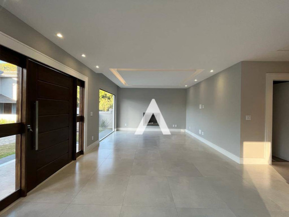 Imagem Casa com 3 Quartos à Venda, 150 m² em Albuquerque - Teresópolis Imagem Casa com 3 Quartos à Venda, 150 m² em Albuquerque - Teresópolis