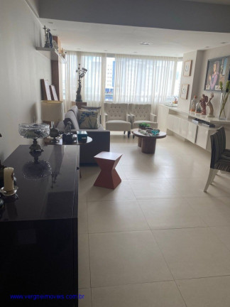 Imagem Imóvel com 3 Quartos à Venda, 228 m² em Caminho Das árvores - Salvador Imagem Imóvel com 3 Quartos à Venda, 228 m² em Caminho Das árvores - Salvador