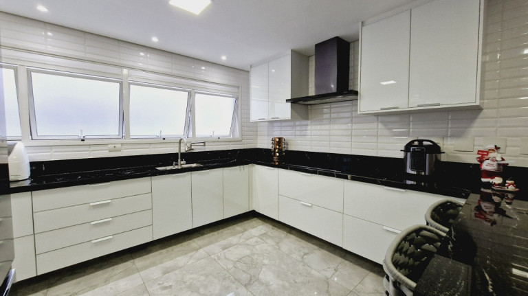 Imagem Apartamento com 3 Quartos à Venda, 239 m² em Vila Suzana - São Paulo Imagem Apartamento com 3 Quartos à Venda, 239 m² em Vila Suzana - São Paulo