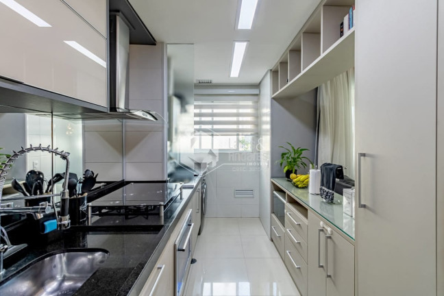 Imagem Apartamento com 2 Quartos à Venda, 56 m² em Vila Anastácio - São Paulo