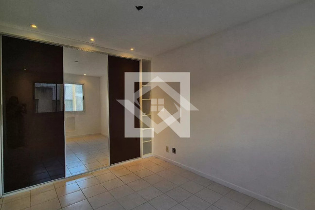 Imagem Apartamento com 2 Quartos à Venda, 62 m² em Recreio Dos Bandeirantes - Rio De Janeiro Imagem Apartamento com 2 Quartos à Venda, 62 m² em Recreio Dos Bandeirantes - Rio De Janeiro