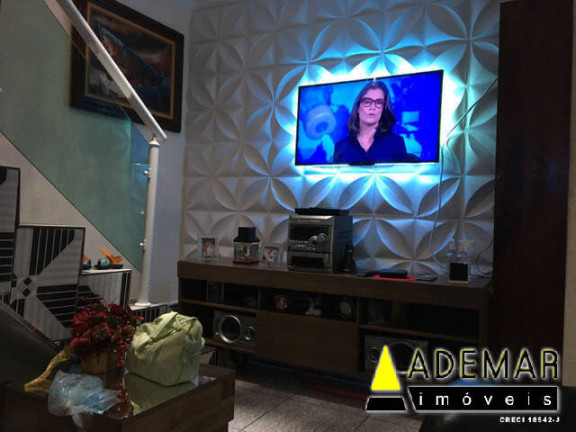Imagem Casa com 3 Quartos à Venda, 70 m² em Casa Grande - Diadema