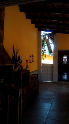 Imagem Casa com 3 Quartos à Venda, 240 m² em Tinga - Caraguatatuba Imagem Casa com 3 Quartos à Venda, 240 m² em Tinga - Caraguatatuba
