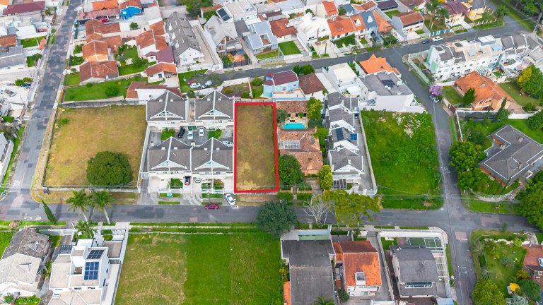 Imagem Terreno à Venda, 600 m² em Santa Felicidade - Curitiba Imagem Terreno à Venda, 600 m² em Santa Felicidade - Curitiba