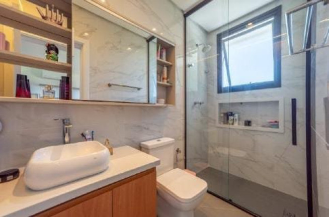 Imagem Casa com 5 Quartos à Venda, 340 m² em Vila Nova - Porto Alegre