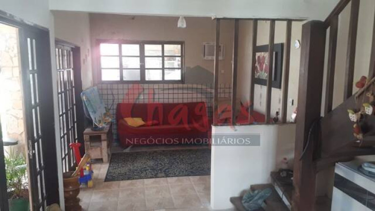 Imagem Casa com 4 Quartos à Venda, 250 m² em Pegorelli - Caraguatatuba Imagem Casa com 4 Quartos à Venda, 250 m² em Pegorelli - Caraguatatuba
