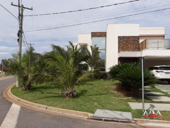 Imagem Casa com 4 Quartos à Venda, 440 m² em Jardim Itália - Cuiabá