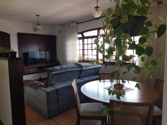 Imagem Casa com 4 Quartos à Venda, 120 m² em Fazendinha - Teresópolis