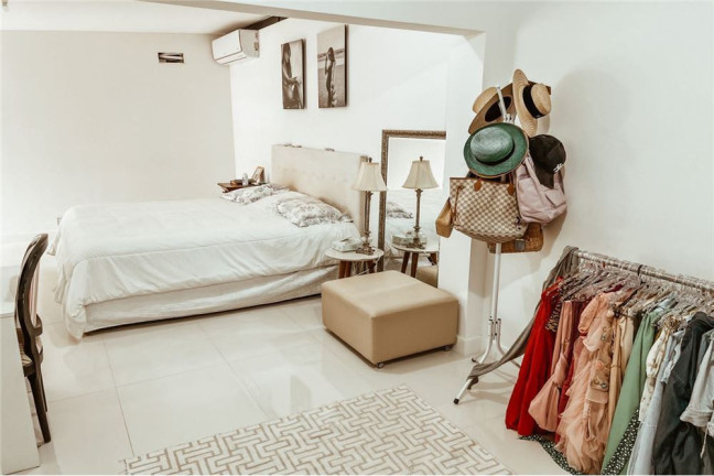 Imagem Imóvel com 3 Quartos à Venda,  em Pioneiros - Balneário Camboriú