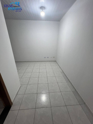 Imagem Casa com 1 Quarto para Alugar, 29 m² em Guaraituba - Colombo Imagem Casa com 1 Quarto para Alugar, 29 m² em Guaraituba - Colombo