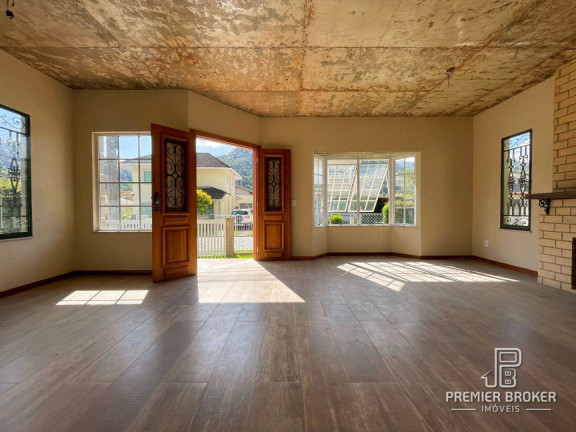 Imagem Casa com 3 Quartos à Venda, 125 m² em Vargem Grande - Teresópolis Imagem Casa com 3 Quartos à Venda, 125 m² em Vargem Grande - Teresópolis