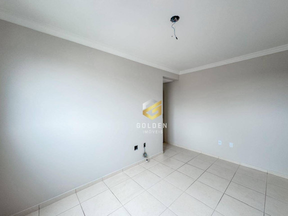 Imagem Apartamento com 2 Quartos à Venda, 55 m² em Areias - Camboriú