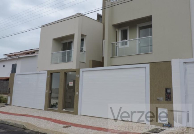 Imagem Casa com 3 Quartos à Venda, 175 m² em Praia Dos Amores - Balneário Camboriú Imagem Casa com 3 Quartos à Venda, 175 m² em Praia Dos Amores - Balneário Camboriú