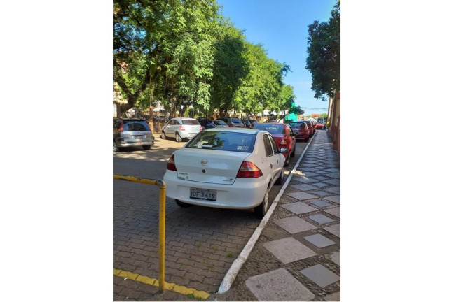 Imagem Apartamento com 2 Quartos à Venda, 61 m² em Camaquã - Porto Alegre