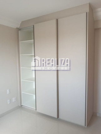 Imagem Apartamento com 3 Quartos à Venda, 213 m² em Centro - Uberaba Imagem Apartamento com 3 Quartos à Venda, 213 m² em Centro - Uberaba