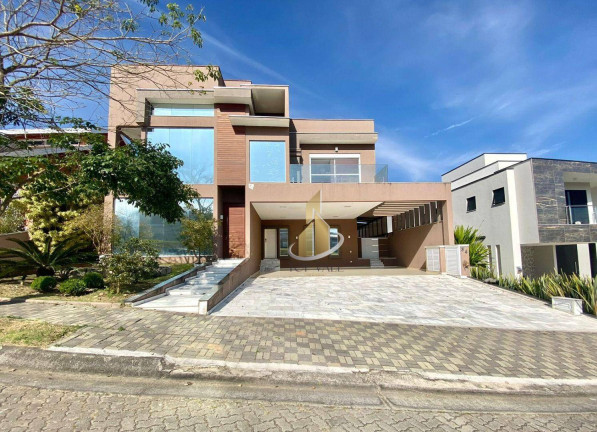 Sobrado com 4 Quartos à Venda, 565 m² em Urbanova - São José Dos Campos