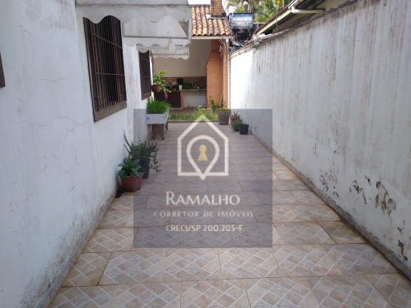 Imagem Casa com 4 Quartos à Venda, 200 m² em Solemar - Praia Grande Imagem Casa com 4 Quartos à Venda, 200 m² em Solemar - Praia Grande