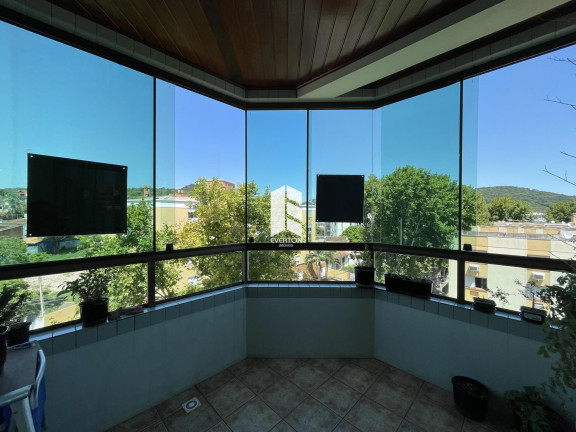 Imagem Apartamento com 3 Quartos à Venda, 93 m² em Centro - Santa Maria