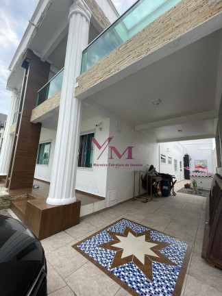 Imagem Sobrado com 4 Quartos à Venda, 300 m² em Gaivotas - Matinhos