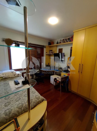 Imagem Imóvel com 4 Quartos à Venda, 324 m² em Menino Deus - Porto Alegre