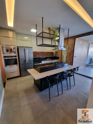 Imagem Casa com 4 Quartos à Venda, 360 m² em Papagaio - Feira De Santana