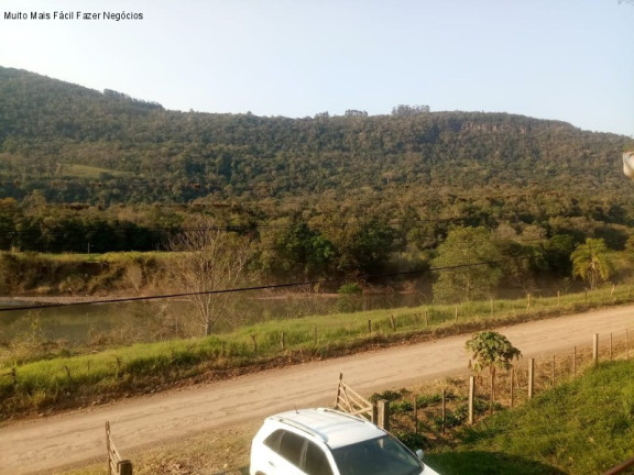 Imagem Casa com 3 Quartos para Alugar, 500 m² em São José Do Caí - Nova Petrópolis Imagem Casa com 3 Quartos para Alugar, 500 m² em São José Do Caí - Nova Petrópolis