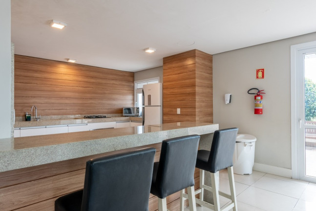 Imagem Imóvel com 2 Quartos à Venda, em Petrópolis - Porto Alegre Imagem Imóvel com 2 Quartos à Venda, em Petrópolis - Porto Alegre