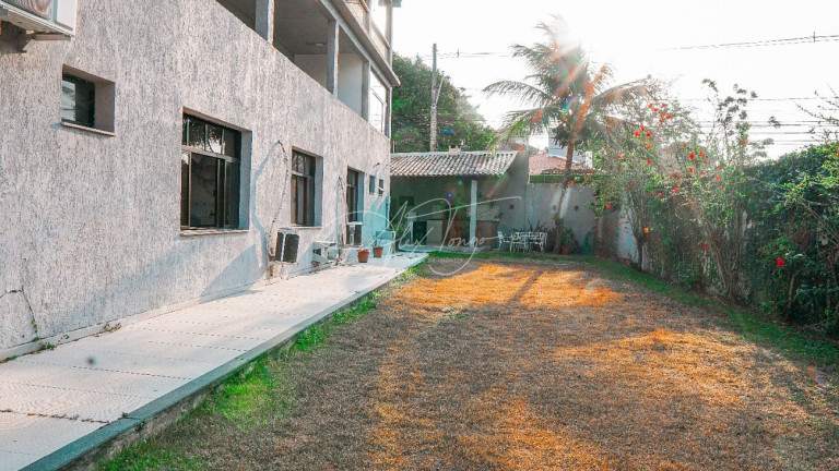 Imagem Casa com 4 Quartos à Venda, 280 m² em Manguinhos - Serra