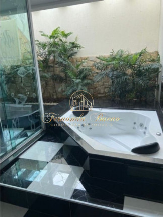 Sobrado com 4 Quartos à Venda, 438 m² em Jardim - Santo André