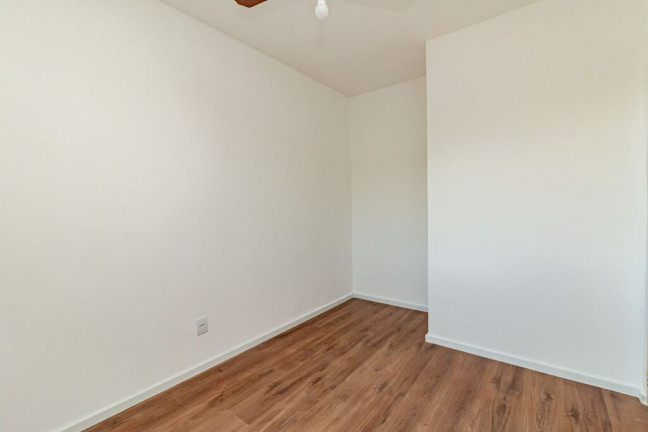 Imagem Apartamento com 2 Quartos à Venda, 49 m² em Jardim Itu - Porto Alegre
