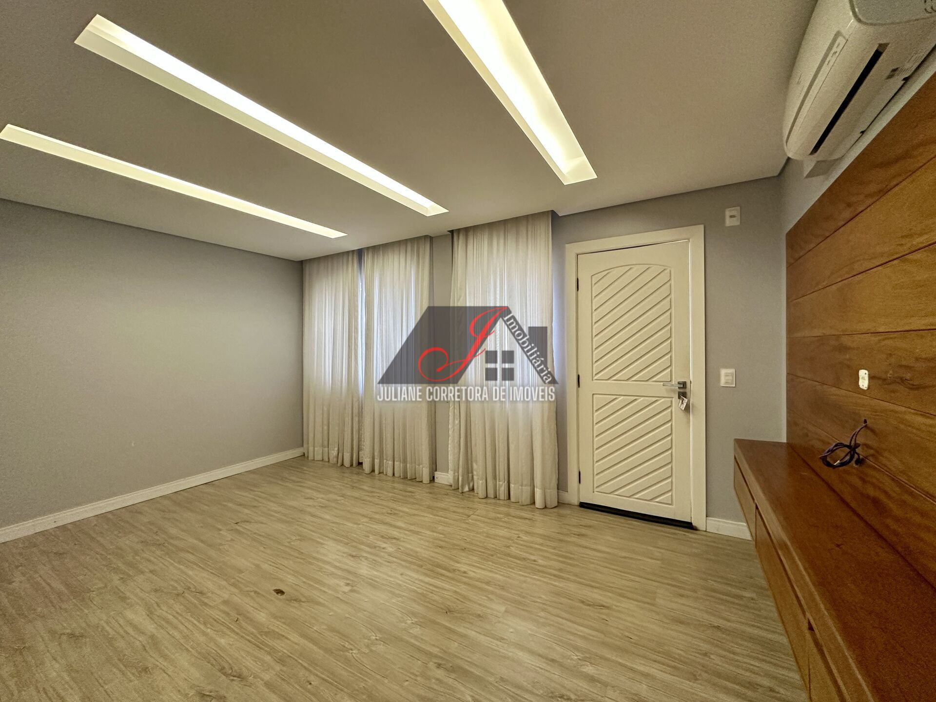 Imagem Casa com 4 Quartos à Venda, 135 m² em Umbará - Curitiba