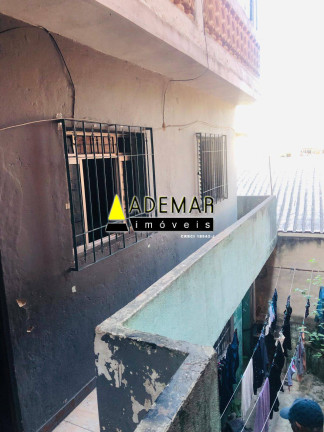 Imagem Casa com 5 Quartos à Venda, 200 m² em Diadema Imagem Casa com 5 Quartos à Venda, 200 m² em Diadema