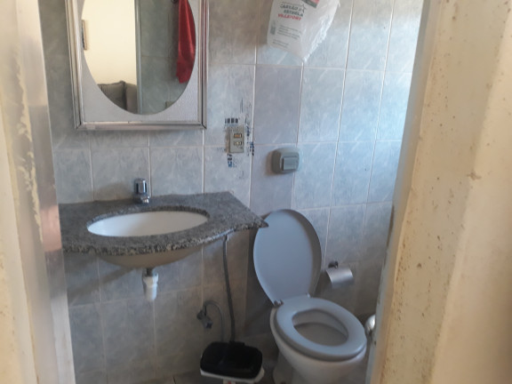 Imagem Casa com 4 Quartos à Venda, 150 m² em R$380.000,00  //  Carlos Prates - Belo Horizonte