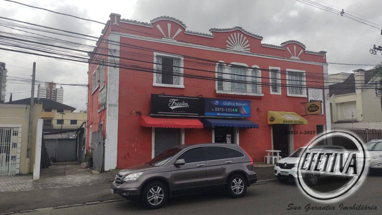 Imóvel Comercial à Venda, 550 m² em Campo Comprido - Curitiba