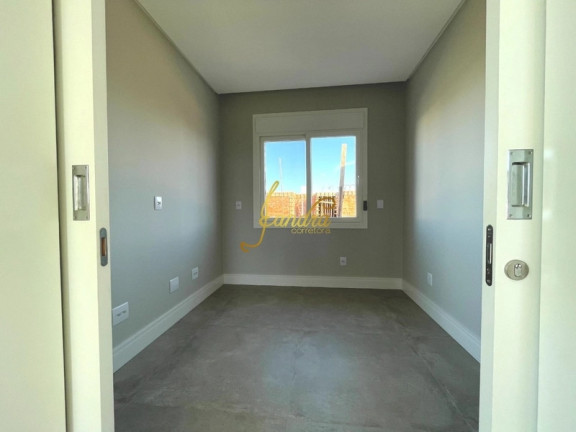 Imagem Casa de Condomínio com 4 Quartos à Venda, 239 m² em Centro - Xangri-la