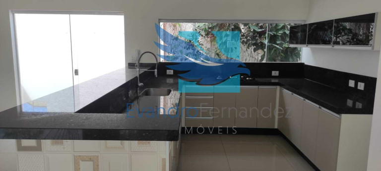 Imagem Casa com 3 Quartos à Venda, 162 m² em Jardim Mariluz - São Pedro
