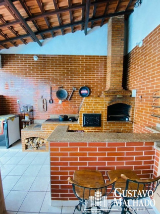 Imagem Casa com 4 Quartos à Venda, 190 m² em Parque Das Ilhas - Volta Redonda Imagem Casa com 4 Quartos à Venda, 190 m² em Parque Das Ilhas - Volta Redonda