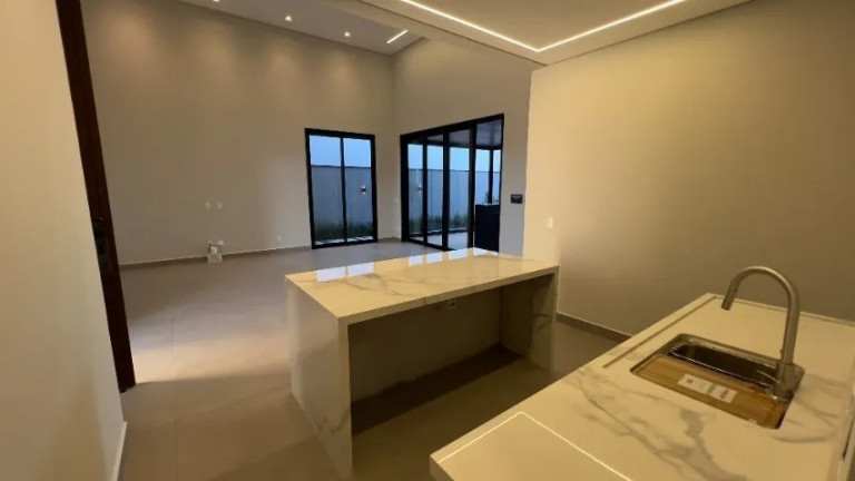 Imagem Casa com 4 Quartos à Venda, 220 m² em Alphaville Castello - Itú - Itú Imagem Casa com 4 Quartos à Venda, 220 m² em Alphaville Castello - Itú - Itú