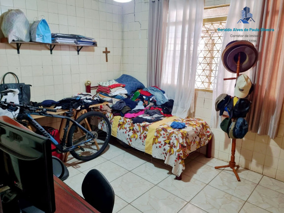 Imagem Casa com 2 Quartos à Venda, 229 m² em Setor Leste Universitário - Goiânia