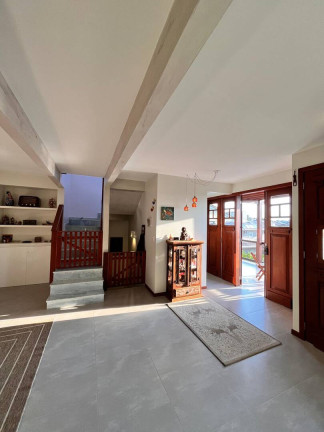 Imagem Casa com 4 Quartos para Alugar, em Santo Antonio De Lisboa - Florianópolis Imagem Casa com 4 Quartos para Alugar, em Santo Antonio De Lisboa - Florianópolis